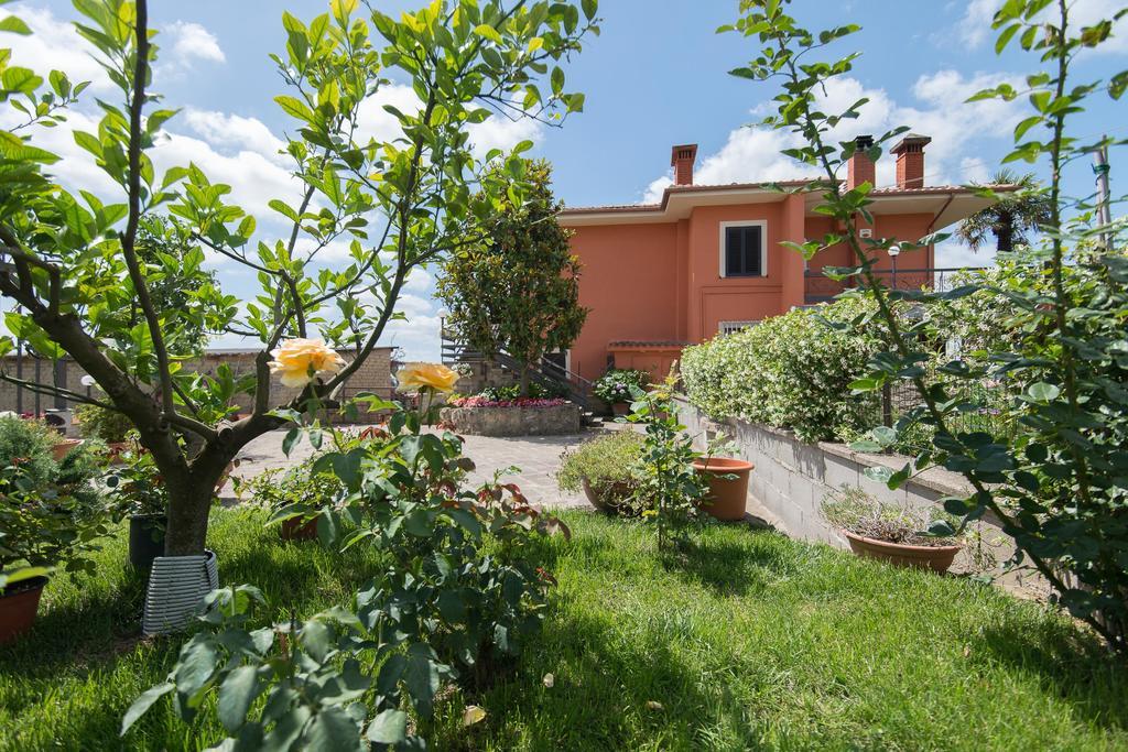 Bed And Breakfast Nonna Loreta Formello Esterno foto