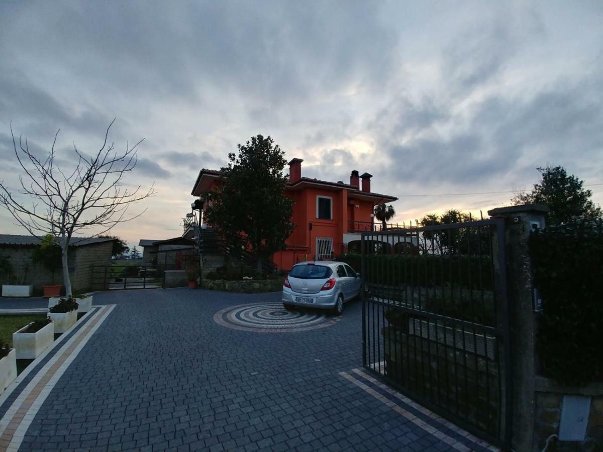 Bed And Breakfast Nonna Loreta Formello Esterno foto
