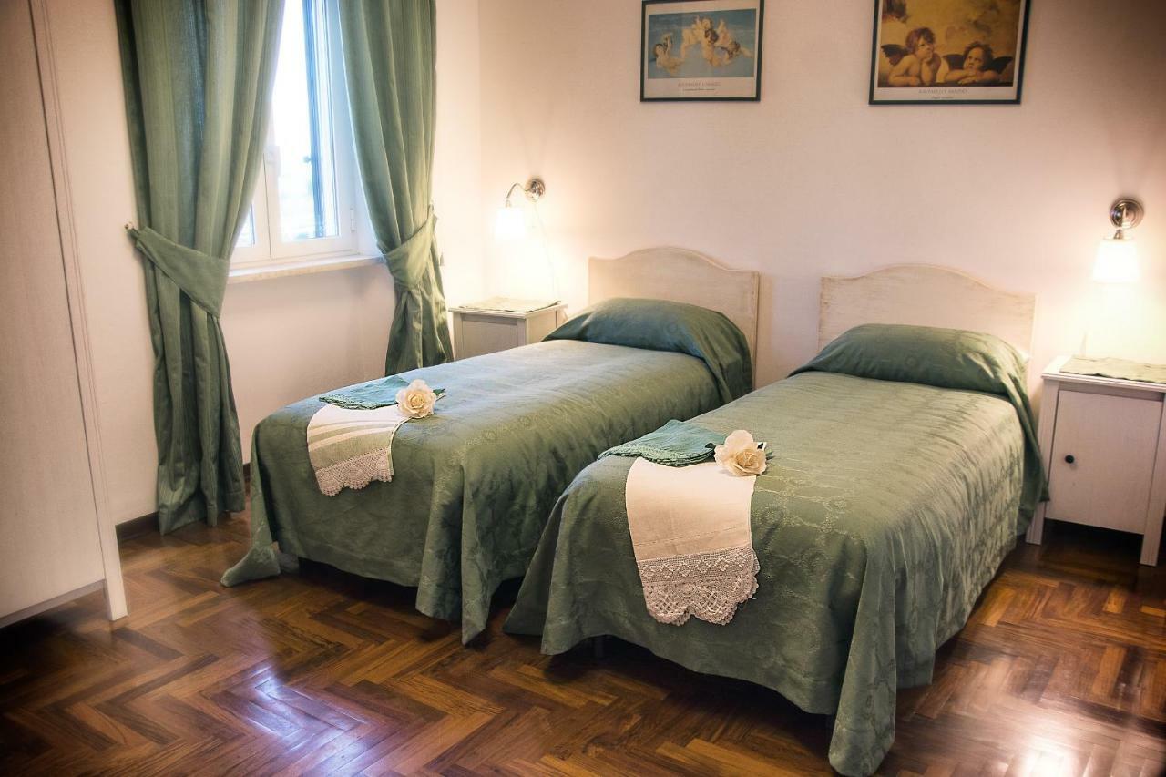 Bed And Breakfast Nonna Loreta Formello Esterno foto
